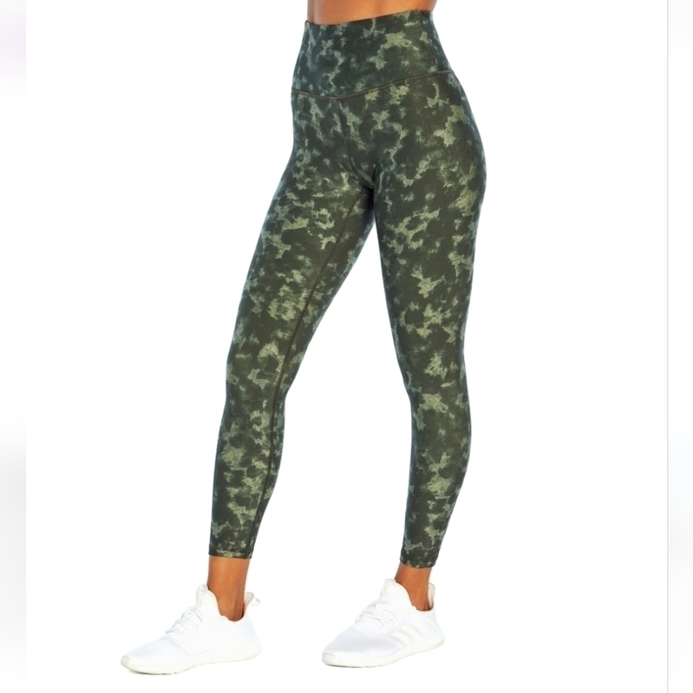 NWT JESSICA SIMPSON ACTIVE LEGGING